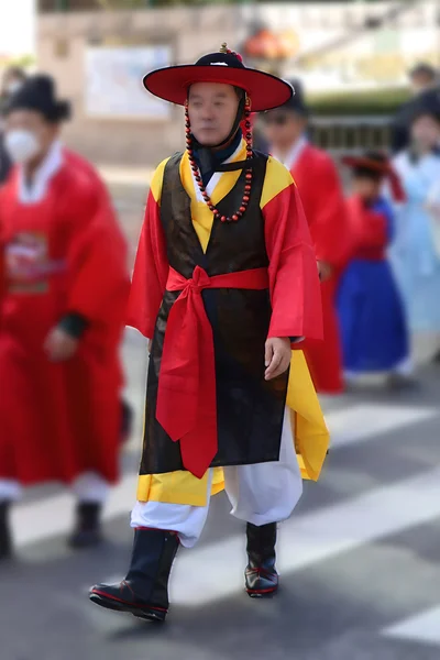 조선 시대 포도청 포도대장 의상 2 — 포도대장/철릭/무관 남성, 두루마기·쾌자·저고리 (사진 3)