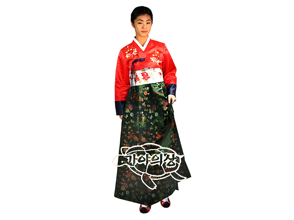 드레스 모델 착용 이미지-S1L3